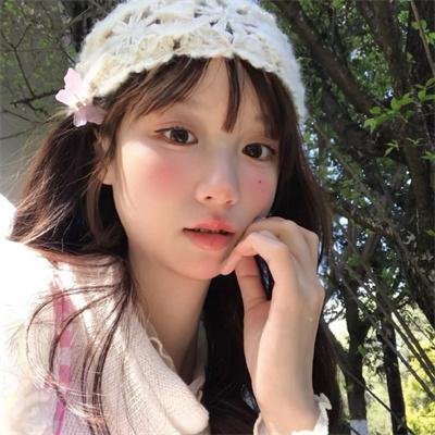 拥抱星星的月亮